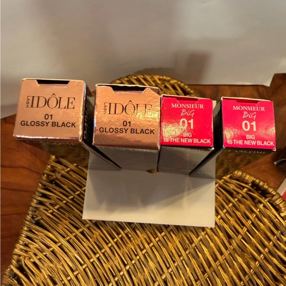 Lancome mascara bundle of 4 ( Idole Lash x2 & Monsieur x2)